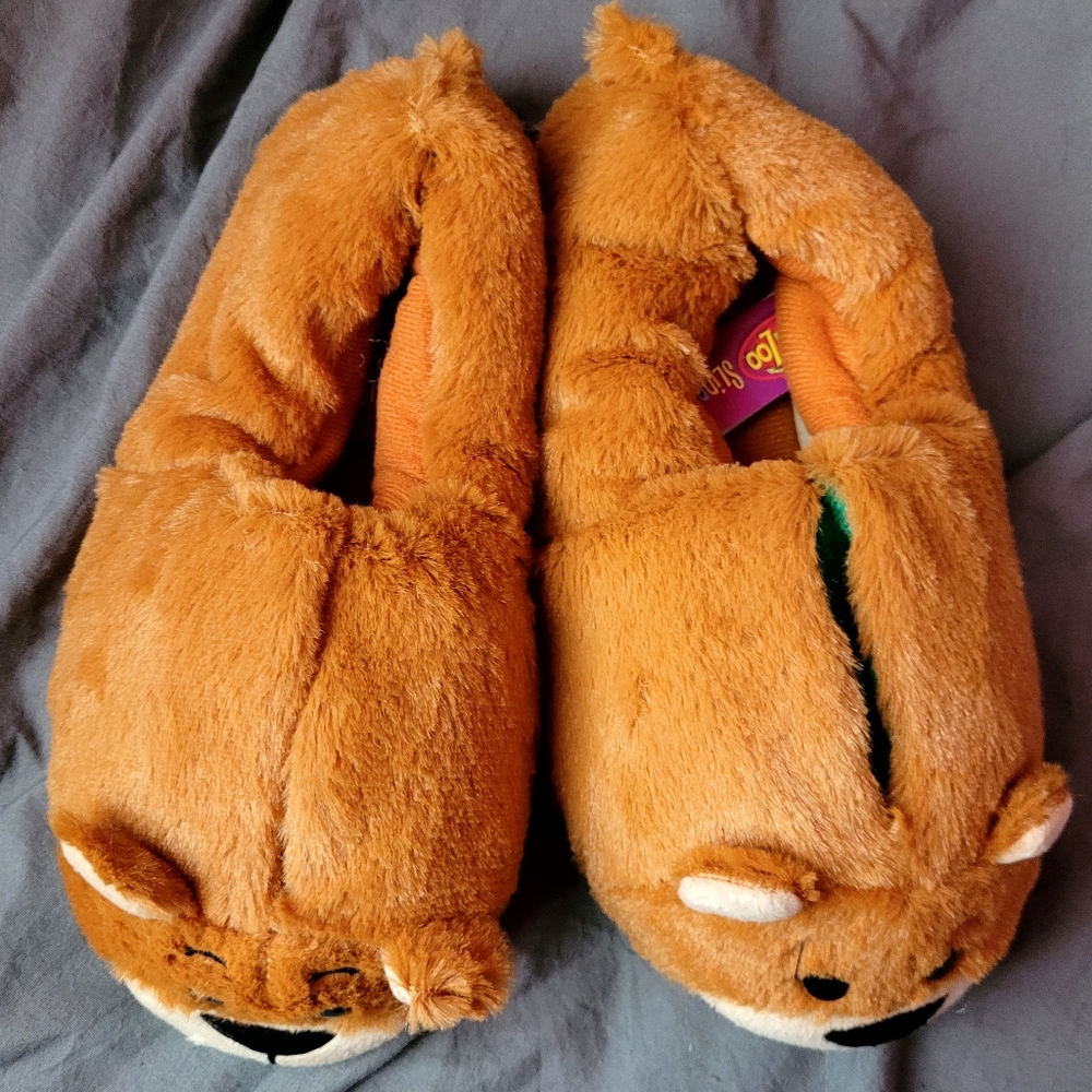Slippers - Picture 2 of 5